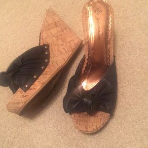 Black Bow Cork Wedges Size 8